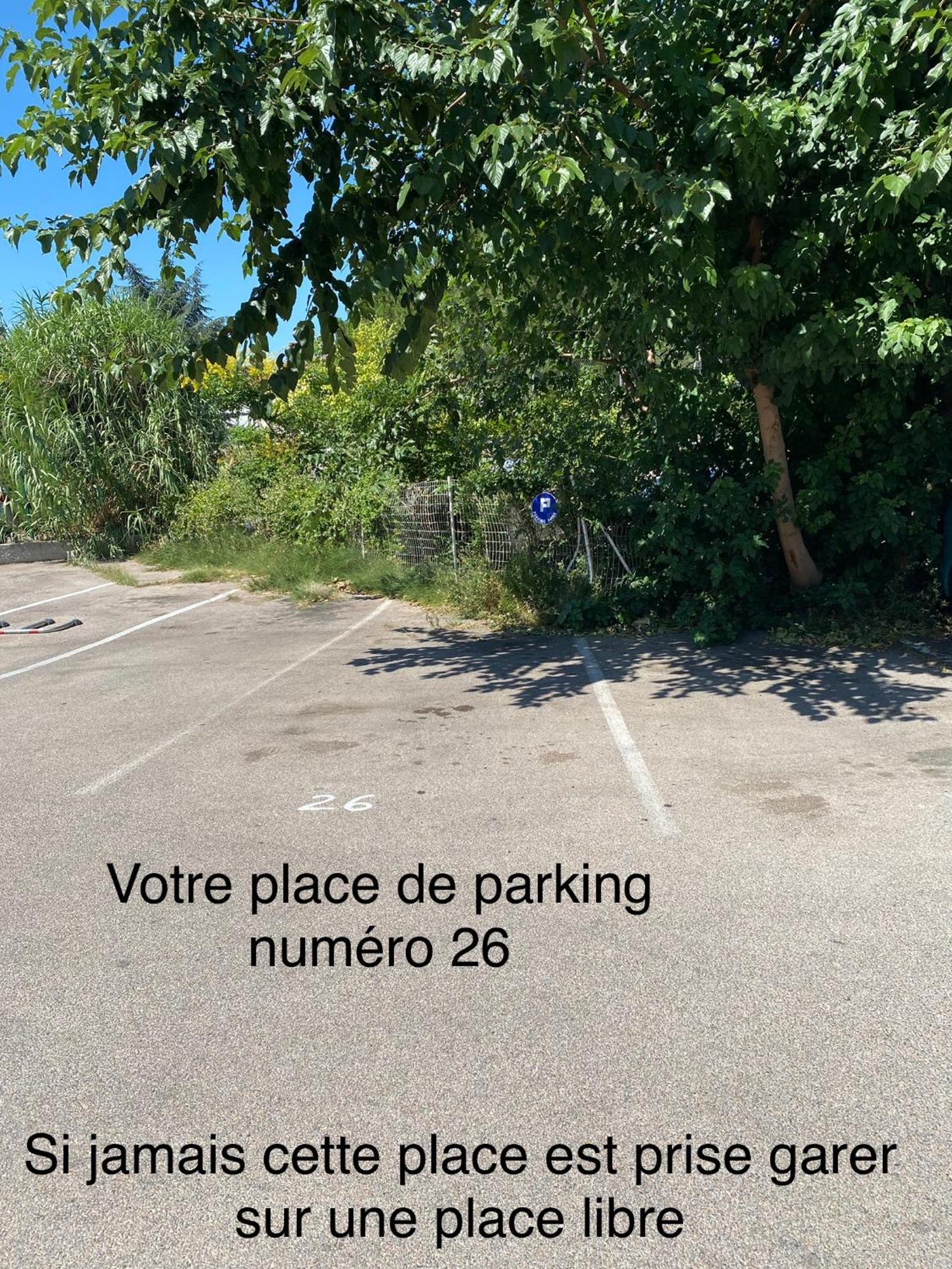 Centre Ville, Parking Prive Perpignan Exterior photo